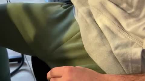 Snapshot of sunny4days chatting on December 16, 7:30 pm sunny4days online show from December 16, 7:30 pm