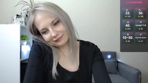 Snapshot of sunny_bunny6 chatting on December 26, 2:12 am Naomi online show from December 26, 2:12 am