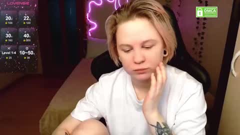 sunny mood online show from March 3, 5:42 am