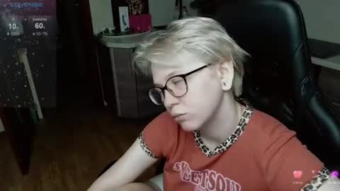Snapshot of sunny_mood chatting on July 2, 7:58 am sunny mood online show from July 2, 7:58 am