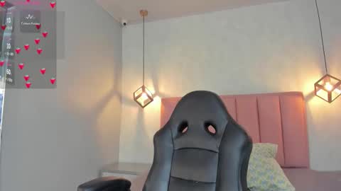  S U N N Y online show from February 24, 12:47 pm