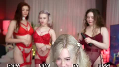 Fia  -  TG -  Mia -  Alice -  online show from September 19, 3:52 am