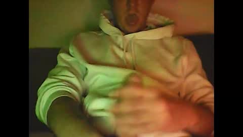 sunnygun0 online show from December 7, 3:19 pm