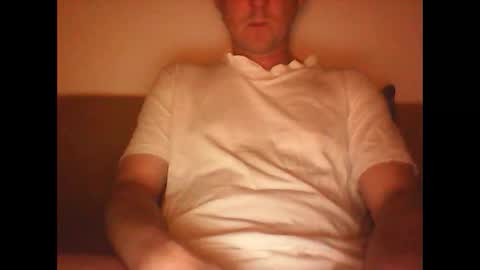 sunnygun0 online show from March 15, 6:25 pm