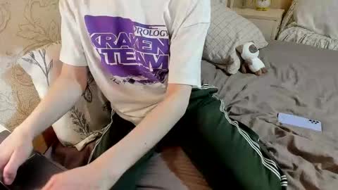 Alina   Streams Mon to Fri online show from November 11, 3:23 pm