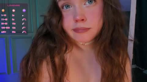 Snapshot of sunnyrisha chatting on February 13, 6:20 am Risha online show from February 13, 6:20 am