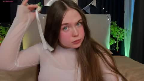 Snapshot of sunnyrisha chatting on February 20, 6:06 am Risha online show from February 20, 6:06 am