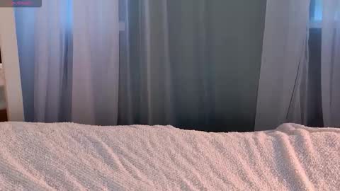 Snapshot of sunnyrisha chatting on October 17, 5:10 am Risha online show from October 17, 5:10 am