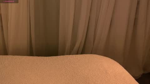 Snapshot of sunnyrisha chatting on November 7, 5:07 am Risha online show from November 7, 5:07 am