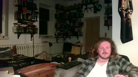 Snapshot of sunr1sa chatting on November 10, 6:07 pm sunr1sa online show from November 10, 6:07 pm