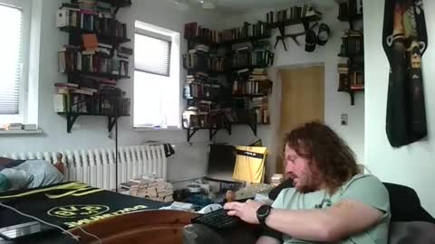 Snapshot of sunr1sa chatting on November 18, 7:35 am sunr1sa online show from November 18, 7:35 am