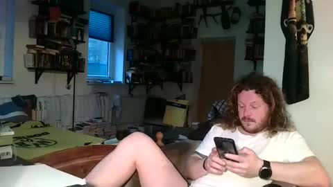 Snapshot of sunr1sa chatting on November 24, 6:46 am sunr1sa online show from November 24, 6:46 am