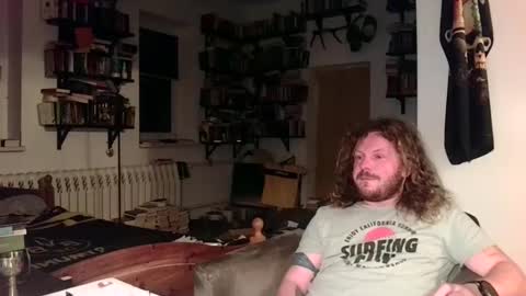 Snapshot of sunr1sa chatting on December 1, 5:01 am sunr1sa online show from December 1, 5:01 am