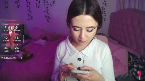 Snapshot of sunset_pienk chatting on March 5, 11:16 pm Sunset online show from March 5, 11:16 pm