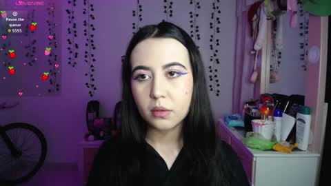 Snapshot of sunset_pienk chatting on December 2, 2:50 am Sunset online show from December 2, 2:50 am