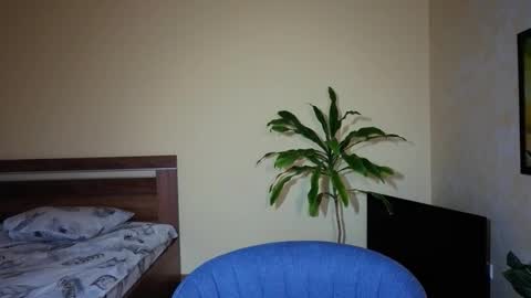 sunsetwithava online show from March 19, 3:10 am