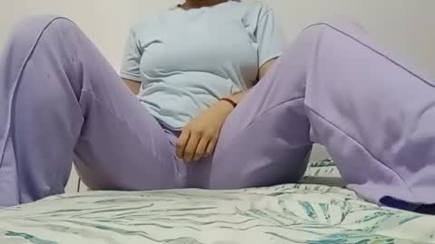 Annie online show from November 10, 5:45 pm