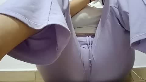 Annie online show from February 20, 6:52 pm