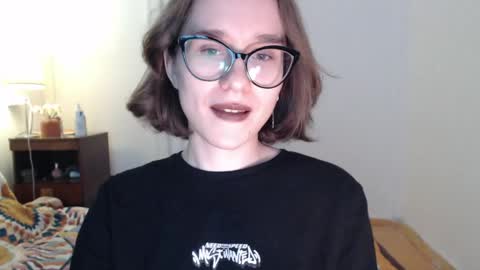 Hella online show from May 14, 12:45 pm