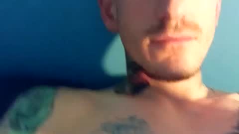 Snapshot of sunsweetsavage chatting on December 5, 7:27 am BIGDGEE online show from December 5, 7:27 am