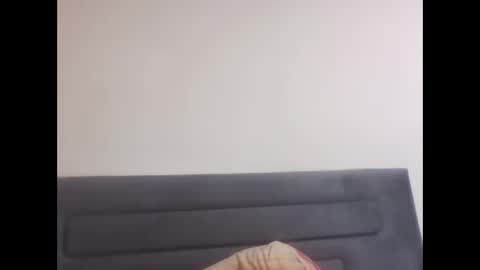 super42835015 online show from April 2, 7:11 pm