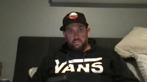 super_jutty online show from December 4, 11:35 pm