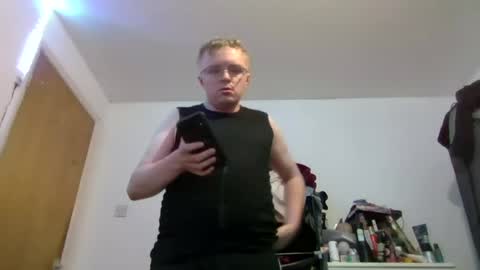Snapshot of superduperclay chatting on July 20, 8:00 pm superduperclay online show from July 20, 8:00 pm