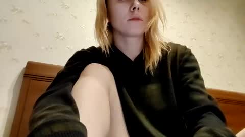 Annie online show from January 27, 1:52 pm