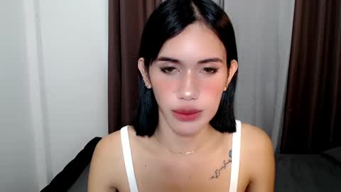 Snapshot of superhotbabe1 chatting on February 11, 1:51 pm Erica Help me to reach my goal Superhotbabe1 online show from February 11, 1:51 pm