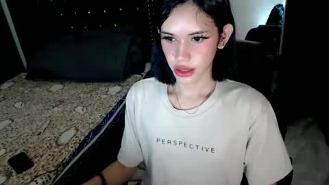 Snapshot of superhotbabe1 chatting on February 21, 9:32 pm Erica Help me to reach my goal Superhotbabe1 online show from February 21, 9:32 pm