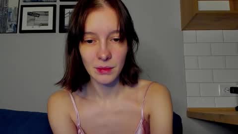 Snapshot of superior_cat chatting on October 27, 8:46 pm Una online show from October 27, 8:46 pm