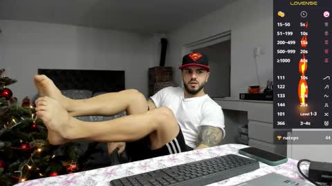 Snapshot of supermanboyxxl chatting on December 4, 7:28 am supermanboyxxl online show from December 4, 7:28 am