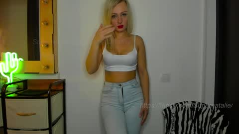 Snapshot of supernatalie chatting on May 10, 6:35 pm Natalie online show from May 10, 6:35 pm