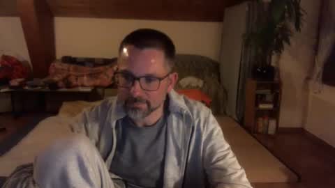 supersquirrel81 online show from January 17, 5:05 pm