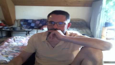 Snapshot of supersquirrel81 chatting on May 2, 1:16 pm supersquirrel81 online show from May 2, 1:16 pm