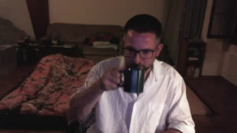 Snapshot of supersquirrel81 chatting on June 29, 8:53 pm supersquirrel81 online show from June 29, 8:53 pm