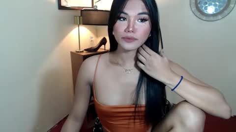 Snapshot of supertrushka chatting on October 7, 4:04 pm clainyy online show from October 7, 4:04 pm