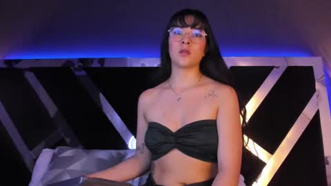 Snapshot of susa1userma_ chatting on September 12, 7:47 pm Susann online show from September 12, 7:47 pm