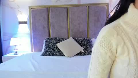 Snapshot of susa1userma_ chatting on September 18, 7:38 pm Susann online show from September 18, 7:38 pm