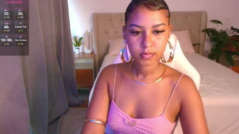 Susan online show from April 26, 11:52 am