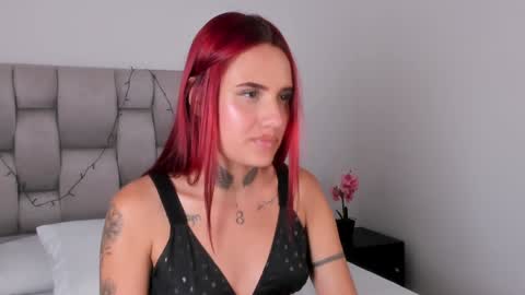 Snapshot of susan_sweet7 chatting on December 11, 8:28 pm Susan online show from December 11, 8:28 pm