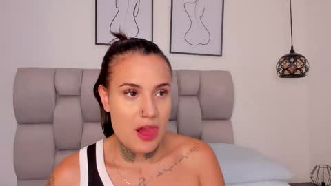 Snapshot of susan_sweet7 chatting on October 18, 7:58 pm Susan online show from October 18, 7:58 pm