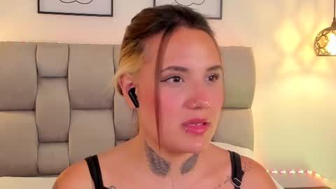 Snapshot of susan_sweet7 chatting on July 28, 9:36 pm Susan online show from July 28, 9:36 pm