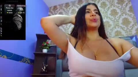 S U S A N A online show from June 16, 1:03 pm