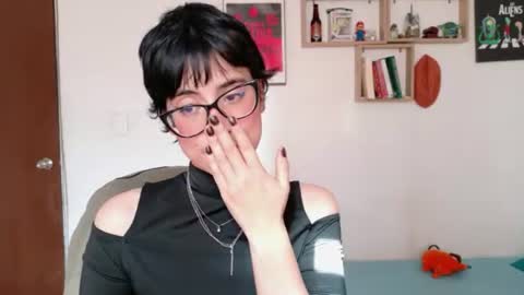 susana_w online show from June 17, 8:32 pm