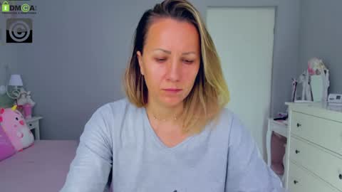 SusanJewel online show from December 4, 8:34 am