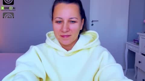 SusanJewel online show from September 18, 6:37 am