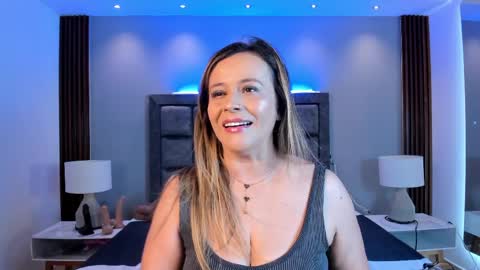 Susan  Everyday From 0530 to 1430 Col Time online show from May 13, 10:34 am