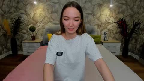 Snapshot of susannjohnson chatting on February 19, 2:12 pm susannjohnson online show from February 19, 2:12 pm