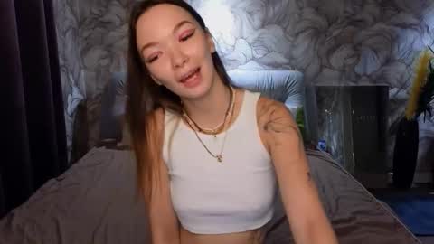 Snapshot of susannjohnson chatting on October 11, 12:32 am susannjohnson online show from October 11, 12:32 am